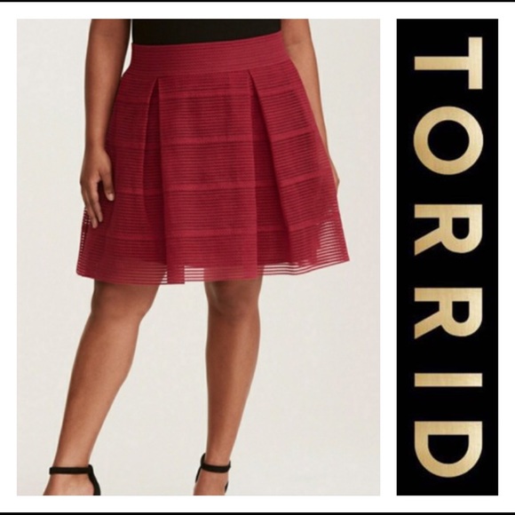 torrid Dresses & Skirts - 🍁 Torrid Striped Sheered Skirt 🍁